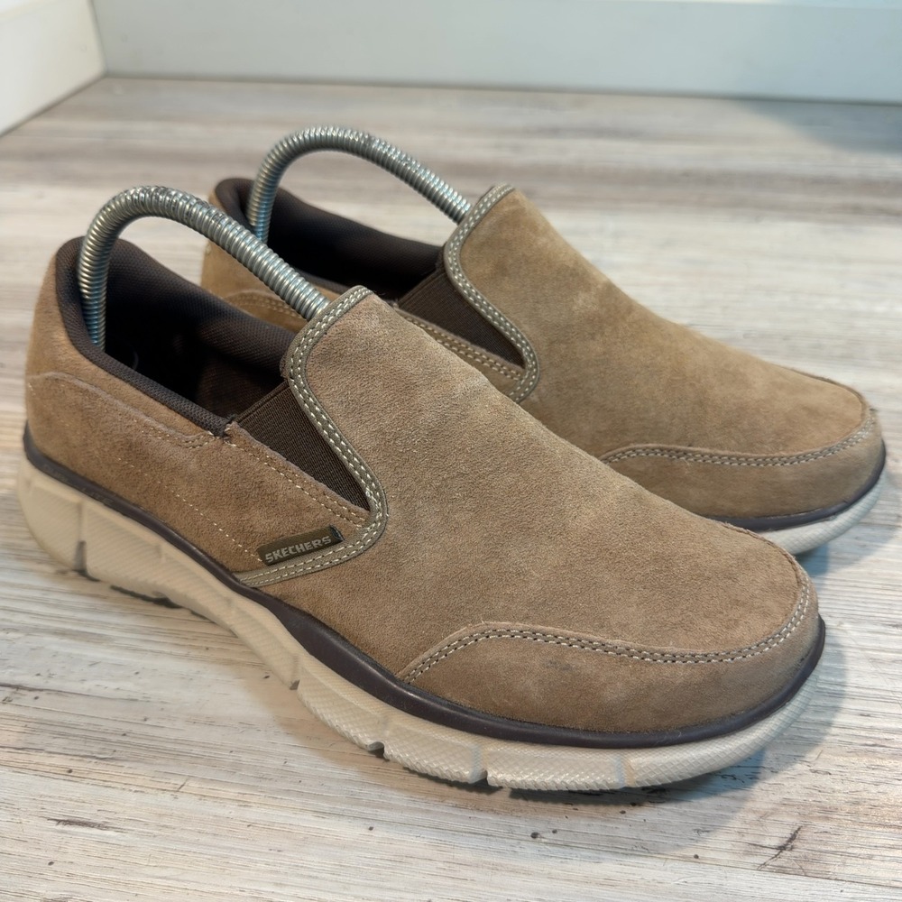 Skechers Equalizer Mind Game Men's 8 Suede Slip On Loafers Brown 51502 BRN
